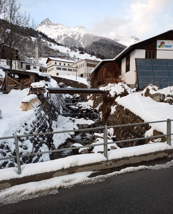 Casa Steilalva - Grosszuegiges Chalet Fuer Erholsamen Familienurlaub Surrein Exteriér fotografie